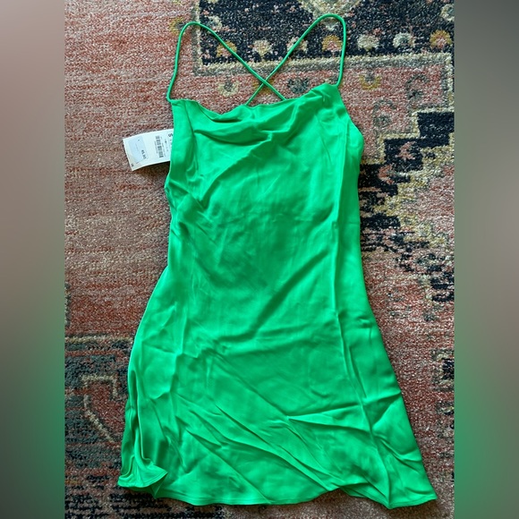 Zara Short Satin Effect Dress Green - Picture 13 of 14